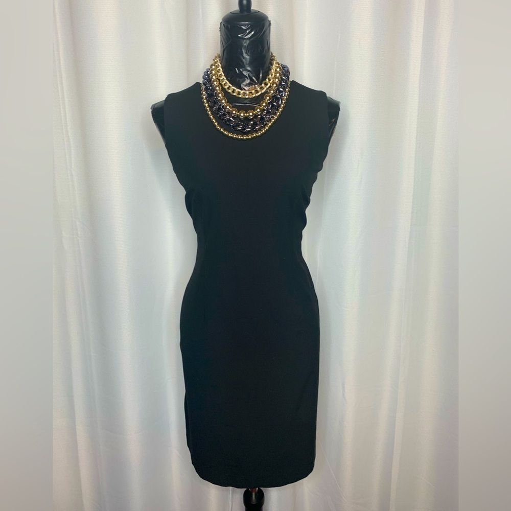 OLD Navy Fitted Stretch Career
Sheath V Neck Dress
